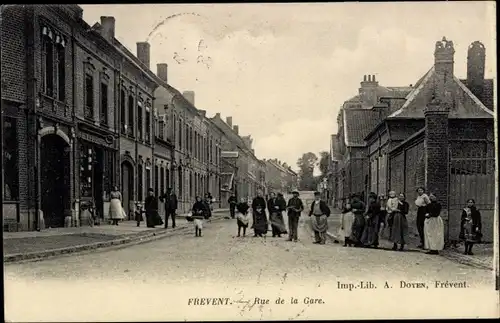 Ak Frévent Pas de Calais, Rue de la Gare