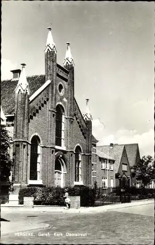 Ak Ierseke Yerseke Reimerswaal Zeeland, Kirche, Damstraat