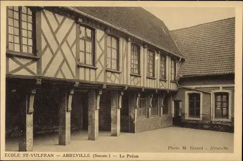 Ak Abbeville Somme, St-Vulfran-Schule, Le Preau