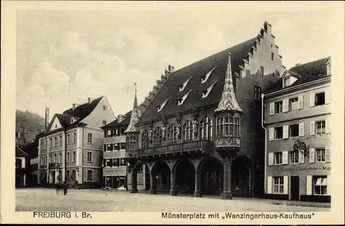 Ak Freiburg im Breisgau, Münsterplatz mit Wenzingerhaus-Kaufhaus