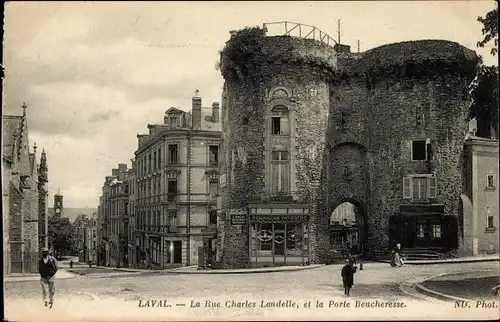 Ak Laval-Mayenne, Rue Charles Landelle und Porte Beucheresse