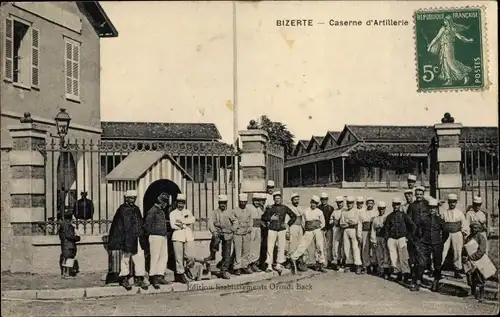 Ak Bizerte Tunesien, Caserne d'Artillerie, Blick auf die Artillerie Kaserne