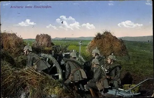 Ak Deutsche Artillerie beim Einschießen, In Deckung, I. WK