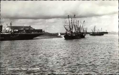 Ak Breskens Sluis Zeeland Niederlande, Vissersscheepjes