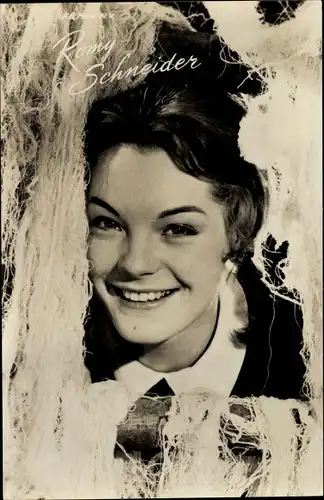 Ak Schauspielerin Romy Schneider, Portrait, Droomeiland