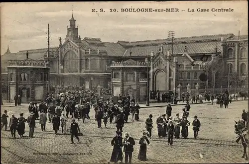 Ak Boulogne sur Mer Pas de Calais, La Gare Centrale