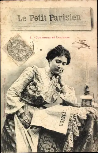 Zeitungs Ak Le Petit Parisien, Frau liest Zeitung