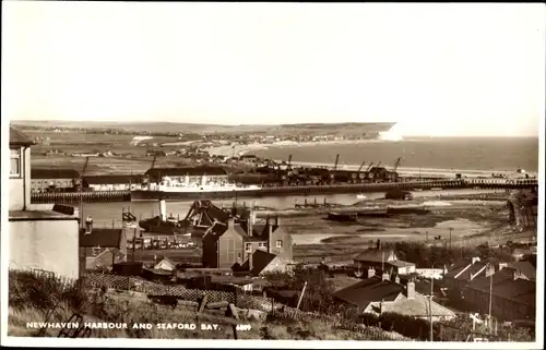 Ak Newhaven East Sussex England, Harbour and Seaford Bay