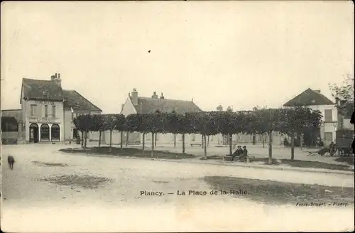 Ak Plancy l’Abbaye Aube, Place de la Halle