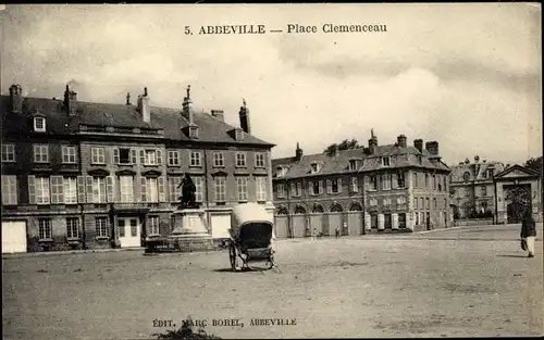 Ak Abbeville Somme, Place Clemenceau