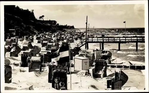 Foto Ak Ostseebad Koserow auf Usedom, Strandleben