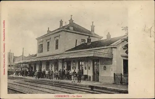 Ak Commercy Lothringen Maas, Der Bahnhof