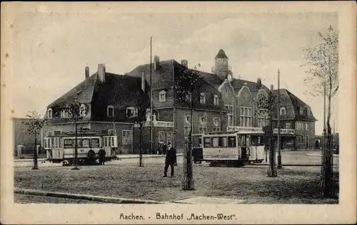 Ak Aachen in Nordrhein Westfalen, Bahnhof Aachen West, Vorplatz, Straßenbahn