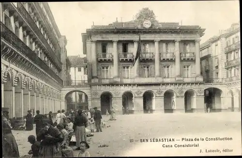 Ak Donostia San Sebastian Baskenland, Plaza de la Constitucion, Casa Consistorial