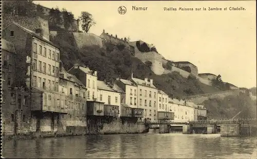 Ak Namur Wallonie, Alte Häuser an der Sambre, Zitadelle