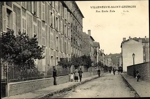 Ak Villeneuve Saint Georges Val de Marne, Rue Emile Zola