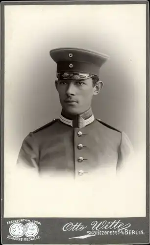 CdV Berlin Kreuzberg, Deutscher Soldat in Uniform, Portrait