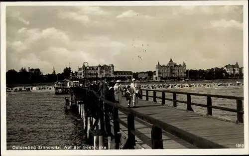 Ak Ostseebad Zinnowitz auf Usedom, Seebrücke