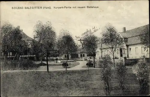 Ak Salzgitter in Niedersachsen, Kurpark, Partie mit neuem Badehaus