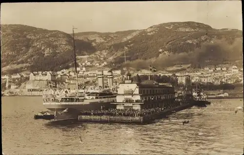Foto Ak Bergen Norwegen, Panorama, Schiff