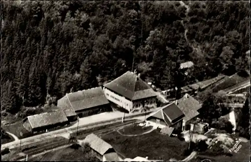 Ak Utzenfeld im Schwarzwald, Gasthaus zum Engel, Luftbild