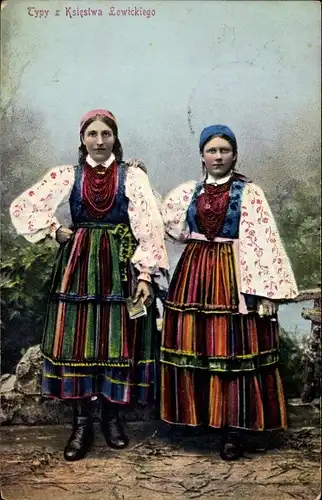 Ak Frauen in polnischer Tracht, Portrait, Schürze, Kopftuch