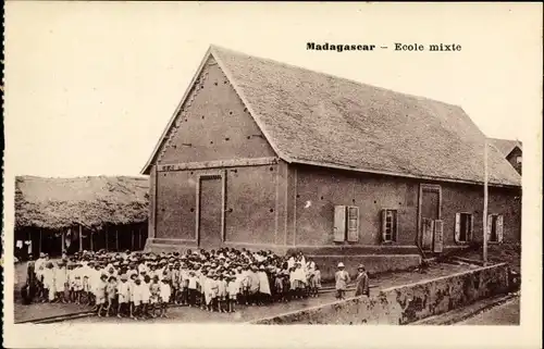 Ak  Madagaskar, Gemischte Schule, Kinder