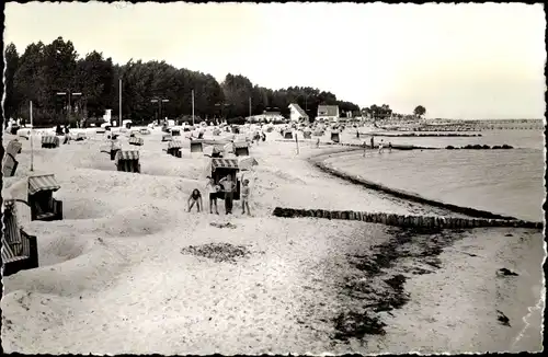 Foto Ak Ostseebad Grömitz in Holstein, Strand, Strandkörbe