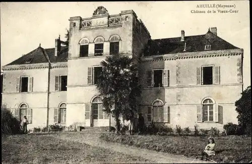 Ak Ahuillé Mayenne, Schloss des Alten Hofes