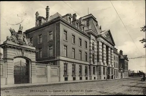 Ak Bruxelles Brüssel, Caserne du 2e Regiment des Guides