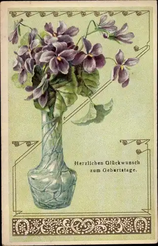 Präge Ak Glückwunsch Geburtstag, Veilchen Vase