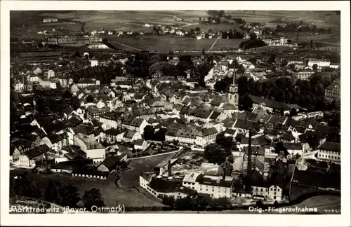 Ak Marktredwitz Fichtelgebirge, Fliegeraufnahme der Stadt