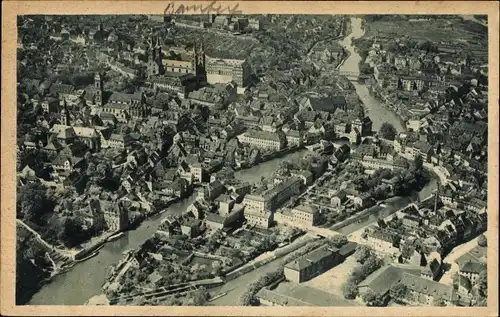 Ak Bamberg in Oberfranken, Fliegeraufnahme, Total mit Regnitz