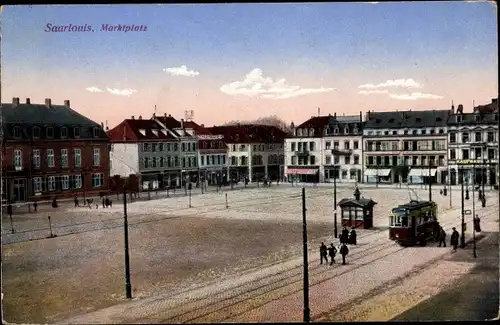 Ak Saarlouis im Saarland, Straßenbahn, Marktplatz, Schuhwaren