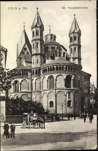 Ak Köln am Rhein, St. Apostelnkirche, Pferdekutsche, Passanten