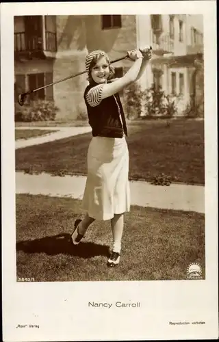 Ak Schauspielerin Nancy Carroll, Portrait, Golf spielend