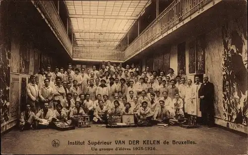 Ak Bruxelles Brüssel, Institut Superieur van der Kelen, un groupe d'eleve 1925-1926