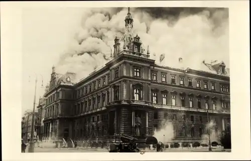 Foto Ak Wien 1 Innere Stadt, Brand des Justizpalastes 1927