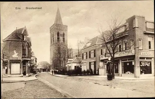 Ak Ede Gelderland Niederlande, Straßenpartie, Kirche, Geschäft