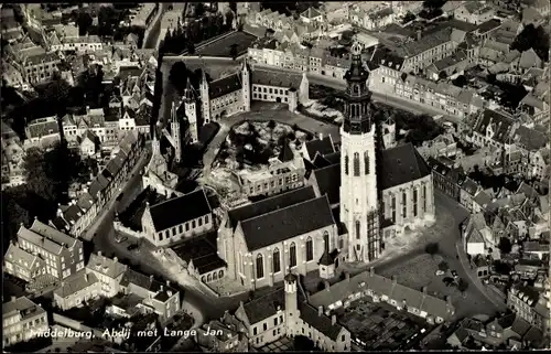 Ak Middelburg Zeeland Niederlande, Fliegeraufnahme, Abtei, Turm Lange Jan