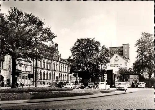 Ak Gera in Thüringen, Post und Hochhaus am Puschkinplatz, Gewerbebank