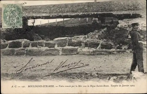 Ak Boulogne sur Mer Pas de Calais, Digue Sainte Beuve, Nach dem Sturm Januar 1903