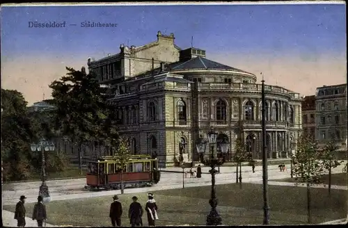 Ak Düsseldorf am Rhein, Stadttheater, Straßenbahn, Passanten