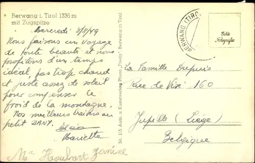 Ak Berwang in Tirol, Ortsansicht mit Zugspitze, Kirche