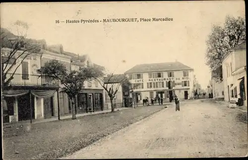 Ak Maubourguet Hautes Pyrenäen, Place Marcadieu