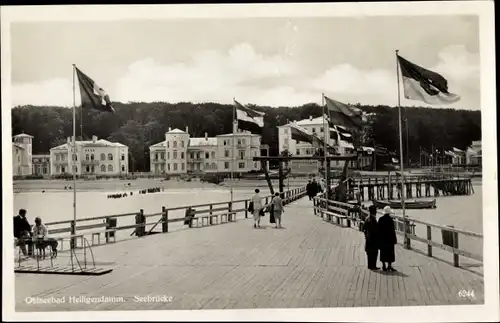 Ak Seebad Heiligendamm Bad Doberan, Seebrücke, Kurhaus, Grand Hotel, Villen