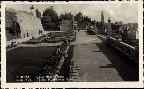 Serbisch Ak Belgrad, Terrasse des Neuen Parks