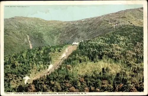 Ak New Hampshire USA, Züge aufsteigend, Mount Washington, White Mountains