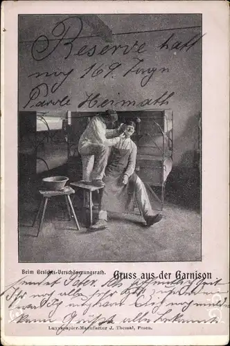 Ak Gruß aus der Garnison, Deutsche Soldaten in Uniformen, Barbier