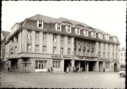 Ak Güstrow in Mecklenburg, Hotel Stadt Güstrow